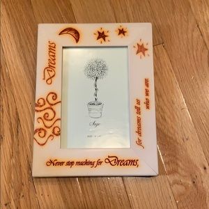 Never stop reaching for your dream frame